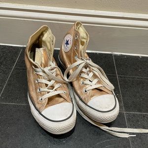 Women’s Converse size 7.5